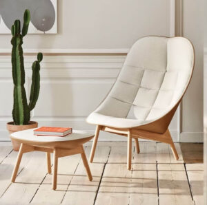 authentic-designer-reading-lounge-chair-with-leather-exterior-wood-base-biscuit-tufted-linen-interior-wool-genuine-uchiwa-doshi-levien-high-back-chairs