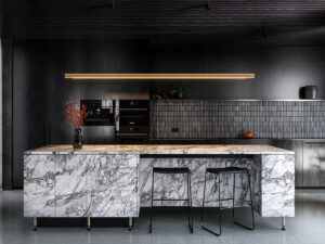 black-kitchen-with-patterned-island